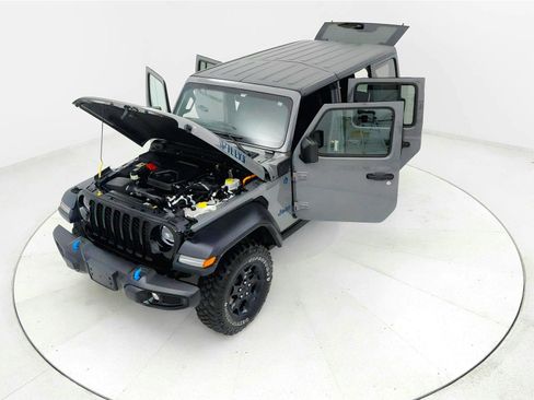 Used 2023 Jeep Wrangler Unlimited w/ 8.4" Radio Group AWD/4WD image 21