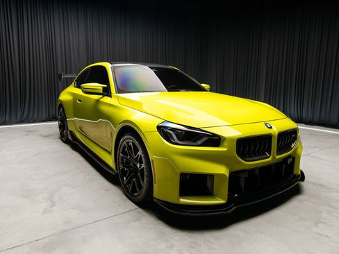 Used 2025 BMW M2 w/ Lighting Package image 8