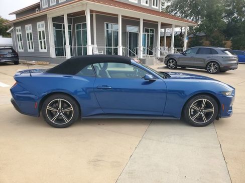 Used 2024 Ford Mustang Premium RWD image 9