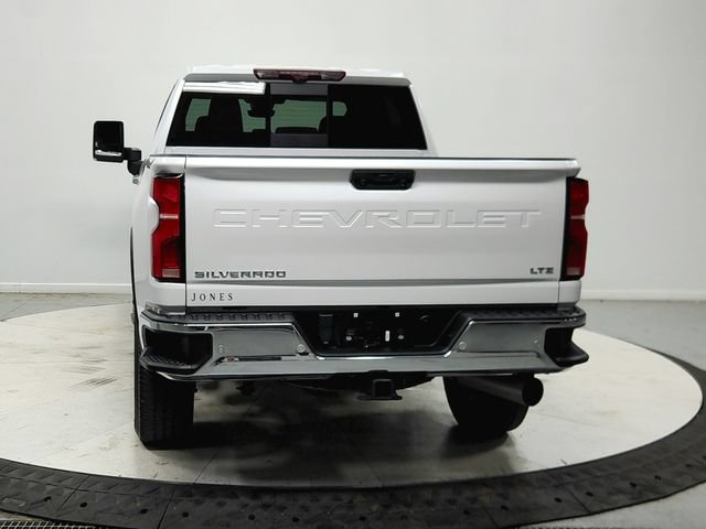 Used 2024 Chevrolet Silverado 2500 LTZ w/ LTZ Convenience Package AWD/4WD image 7