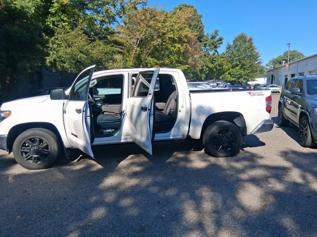 Used 2021 Toyota Tundra SR5 RWD image 16