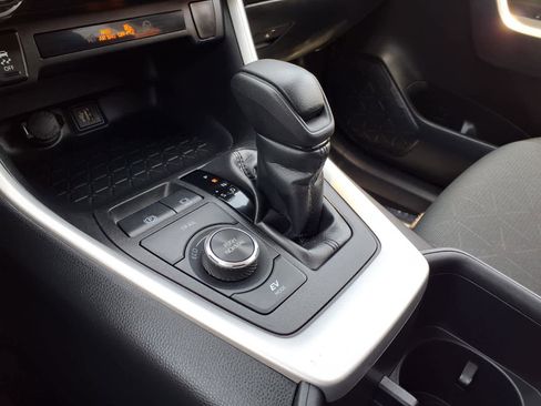 Certified 2025 Toyota RAV4 XLE AWD/4WD image 14