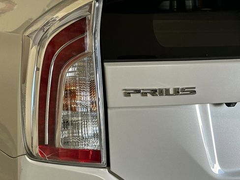 Used 2015 Toyota Prius Four FWD image 45