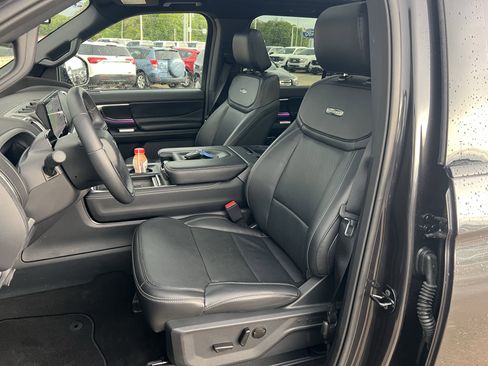 Used 2025 Ford Expedition Max Platinum w/ Stealth Appearance Package AWD/4WD image 14