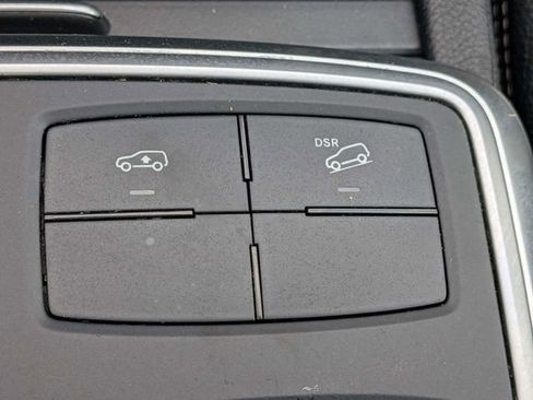 Used 2015 Mercedes-Benz GL 450 4MATIC image 25