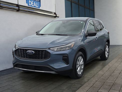 Used 2024 Ford Escape Active AWD/4WD image 7