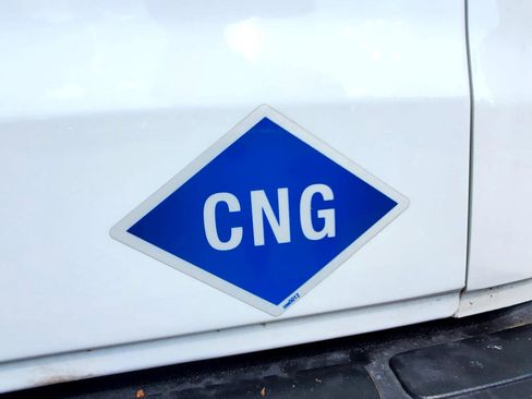 Used 2014 Chevrolet Express 3500 Extended image 9