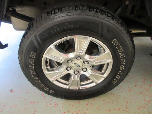 Used 2017 Ford F150 XLT w/ Equipment Group 301A Mid AWD/4WD image 15