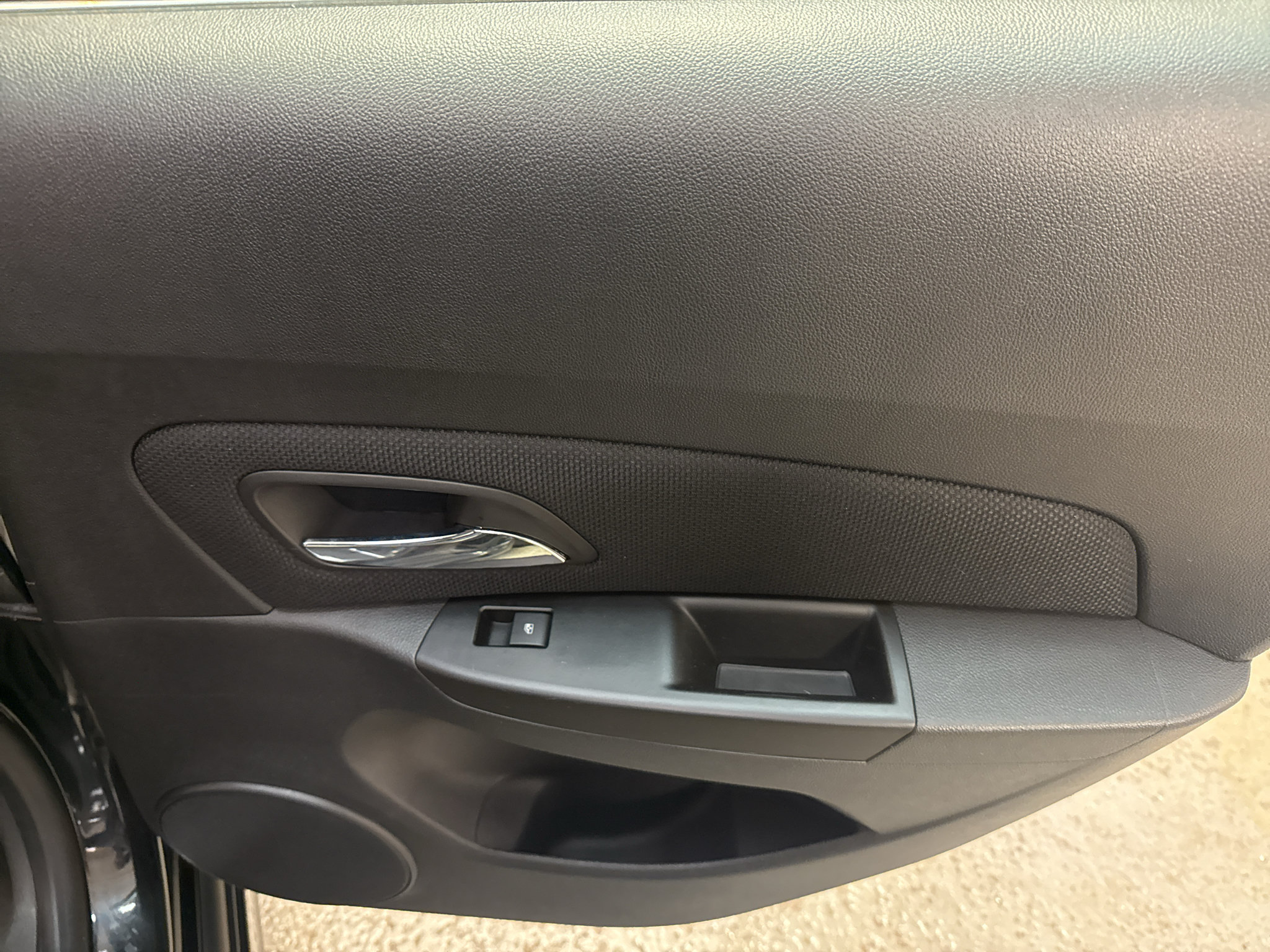 Used 2014 Chevrolet Cruze LT w/ RS Package FWD image 18
