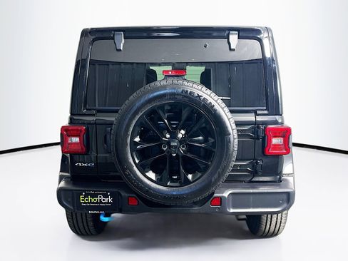 Used 2024 Jeep Wrangler Sahara w/ Technology Group image 7