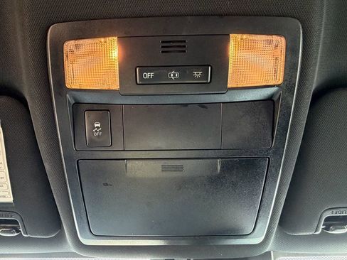 Used 2019 Toyota Tacoma TRD Sport image 30