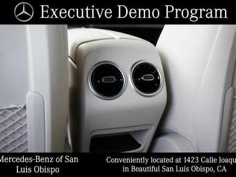 Used 2025 Mercedes-Benz GLB 250 image 35