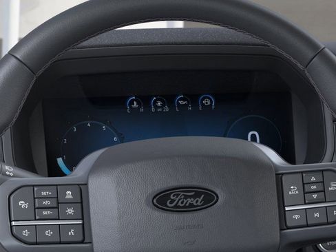 Used 2025 Ford F150 Lariat w/ Equipment Group 501A Mid image 13