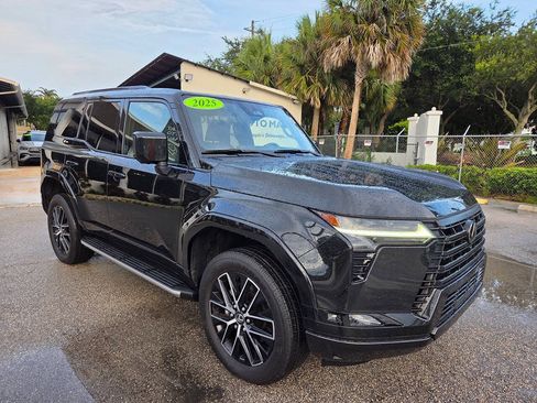 Used 2025 Lexus GX 550 w/ Accessory Package (Z1) AWD/4WD image 1