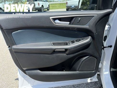 Used 2024 Ford Edge SEL w/ Sport Appearance Package AWD/4WD image 10