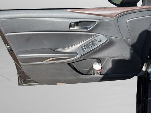 Used 2021 Toyota Avalon XLE FWD image 14