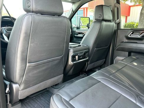 Used 2024 GMC Sierra 2500 Denali w/ Denali Reserve Package AWD/4WD image 24