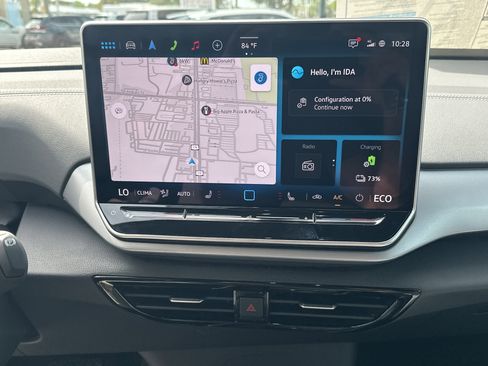 New 2025 Volkswagen ID.4 Pro image 16