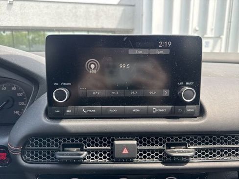 Used 2024 Honda HR-V Sport image 17