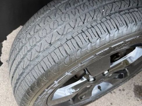 Used 2016 Jeep Grand Cherokee High Altitude RWD image 4