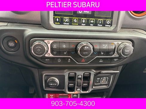 Used 2022 Jeep Gladiator Mojave w/ LED Lighting Group AWD/4WD image 7