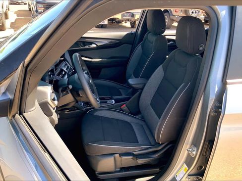 Used 2024 Chevrolet TrailBlazer LS image 8