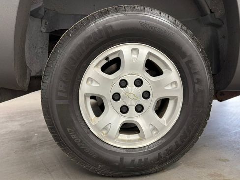 Used 2003 Chevrolet Avalanche 4x4 w/ Suspension Package, Off-Road image 72