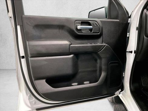 Used 2023 Chevrolet Silverado 1500 Custom RWD image 17