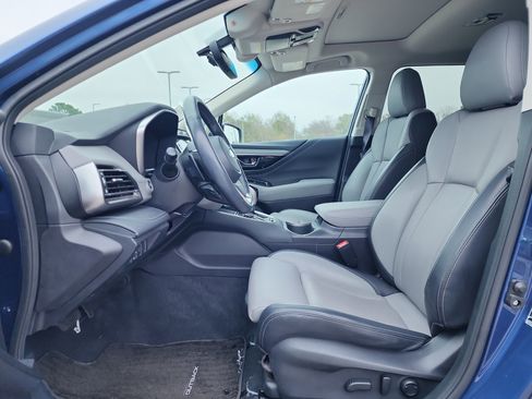 Used 2021 Subaru Outback Limited image 10