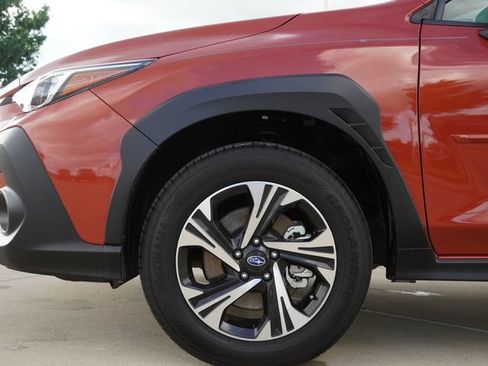 Used 2024 Subaru Crosstrek 2.0i Premium AWD/4WD image 5