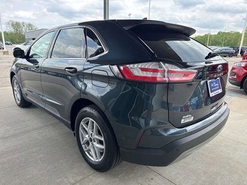Certified 2023 Ford Edge SEL w/ Convenience Package AWD/4WD image 5