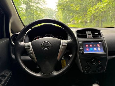 Used 2019 Nissan Versa Note SV FWD image 9