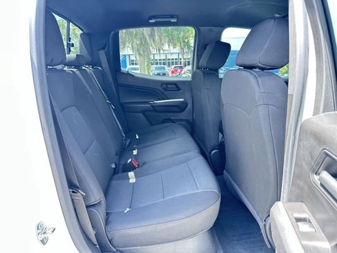 Used 2025 Chevrolet Colorado W/T w/ WT Custom Package RWD image 15