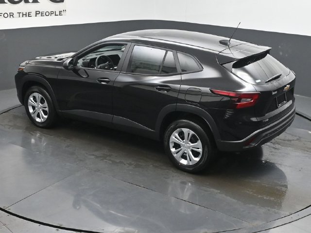 New 2026 Chevrolet Trax LS FWD image 20