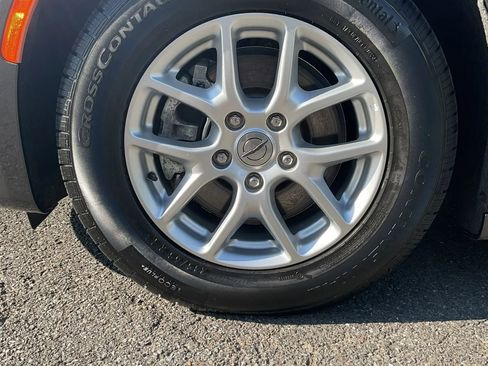 Used 2023 Chrysler Pacifica Touring-L FWD image 15