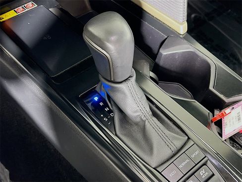 Certified 2025 Toyota Camry SE image 16