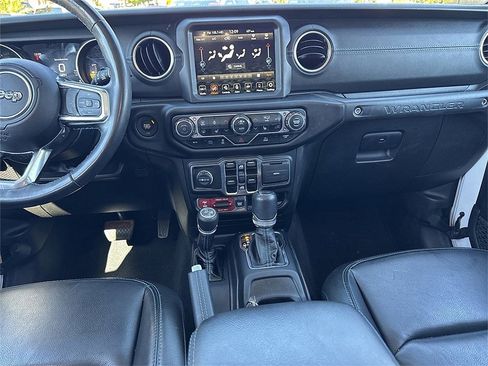 Used 2022 Jeep Wrangler Unlimited Rubicon 4xe w/ Dual Top Group image 10