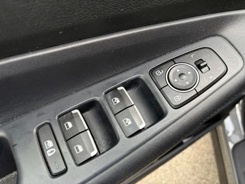 Used 2023 Hyundai Santa Fe SEL AWD/4WD image 12