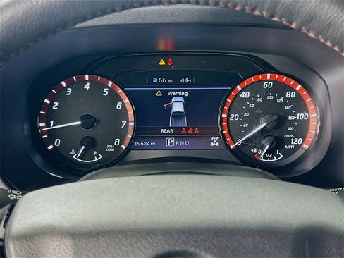 Used 2025 Nissan Frontier PRO-4X w/ Pro Convenience Package image 24