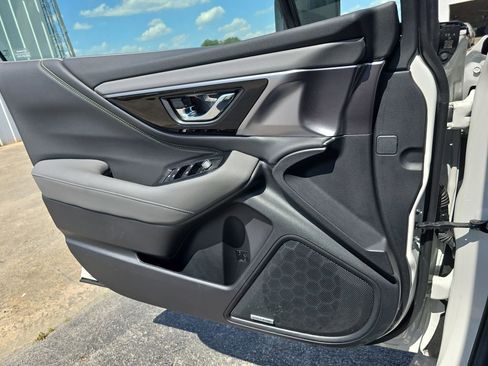 Certified 2025 Subaru Outback Onyx Edition image 22