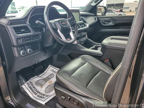 Used 2023 GMC Yukon SLT AWD/4WD image 13