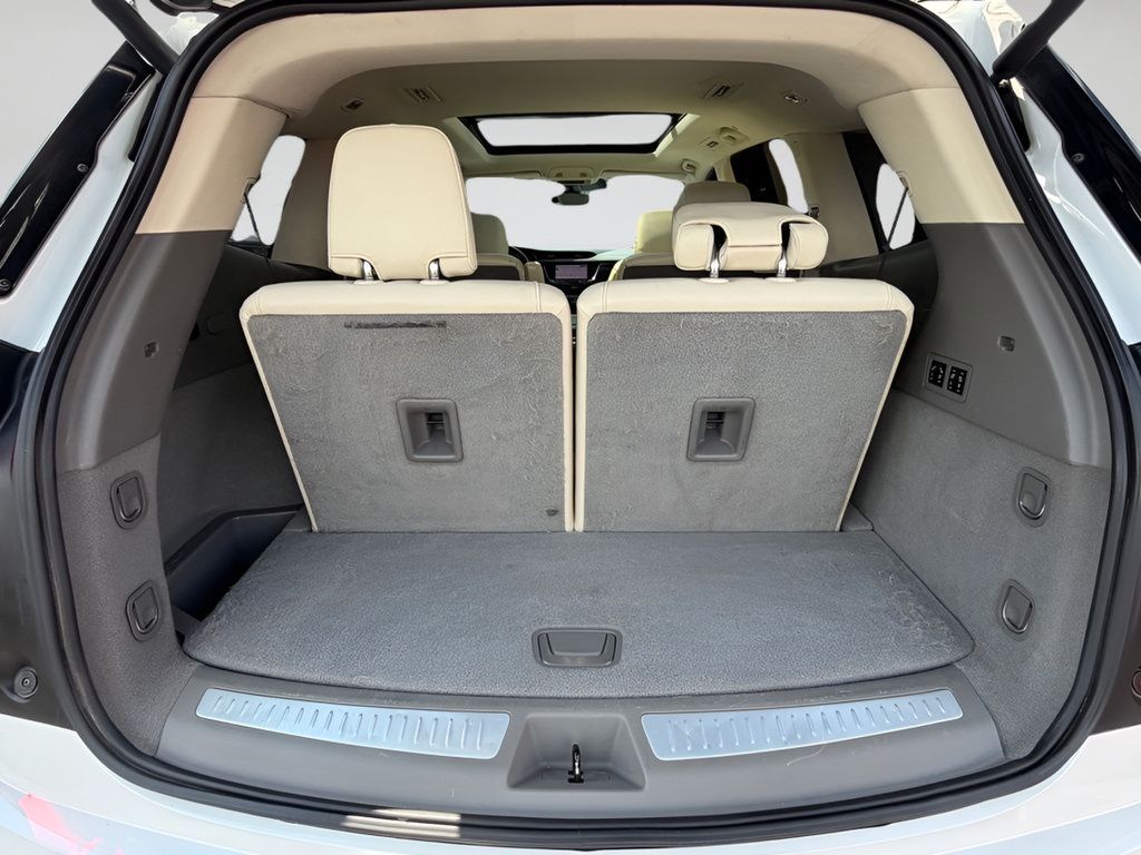 Used 2020 Cadillac XT6 Premium Luxury FWD image 25