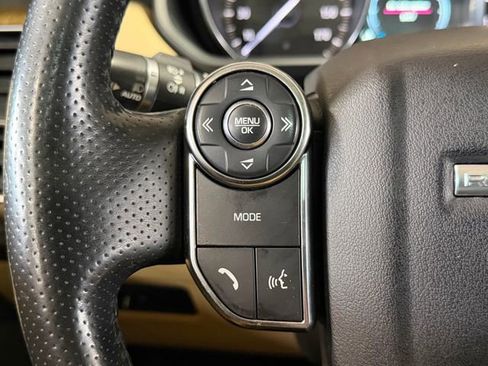 Used 2016 Land Rover Range Rover Sport SE image 28