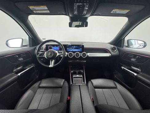 Certified 2024 Mercedes-Benz GLB 250 image 20