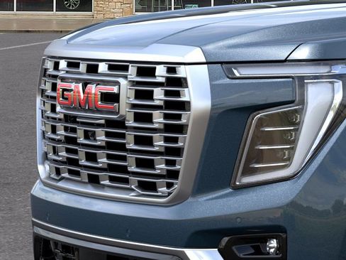 New 2026 GMC Yukon XL Denali w/ Denali Reserve Package image 13