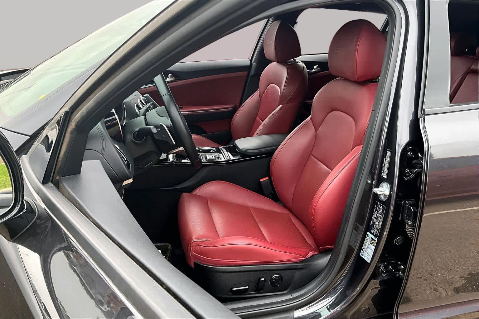 Certified 2023 Kia Stinger GT-Line w/ Sun & Sound Package RWD image 8