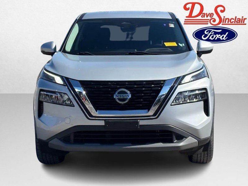 Used 2021 Nissan Rogue SV FWD image 2