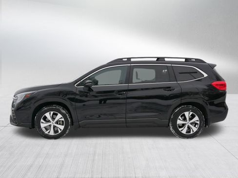 Certified 2023 Subaru Ascent Premium w/ Convenience Package image 4