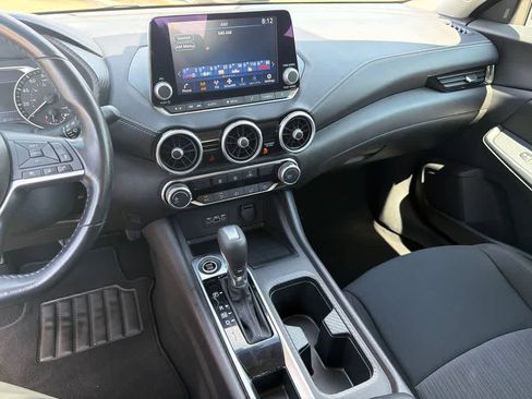 Used 2022 Nissan Sentra SV FWD image 25