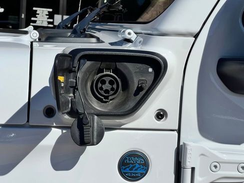 Used 2022 Jeep Wrangler Unlimited Rubicon 4xe w/ Cold Weather Group image 6